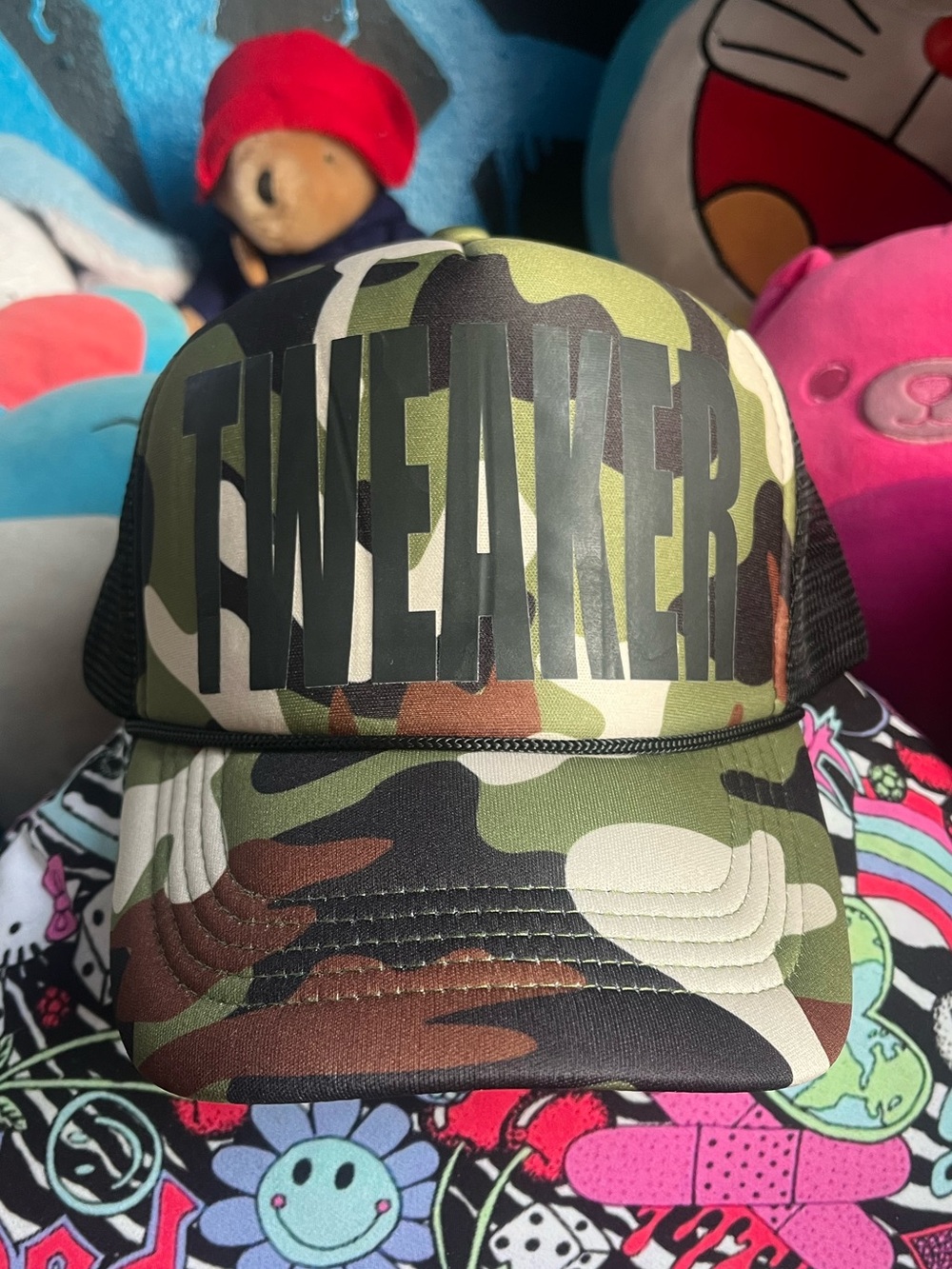 TWEAKER camo trucker cap
